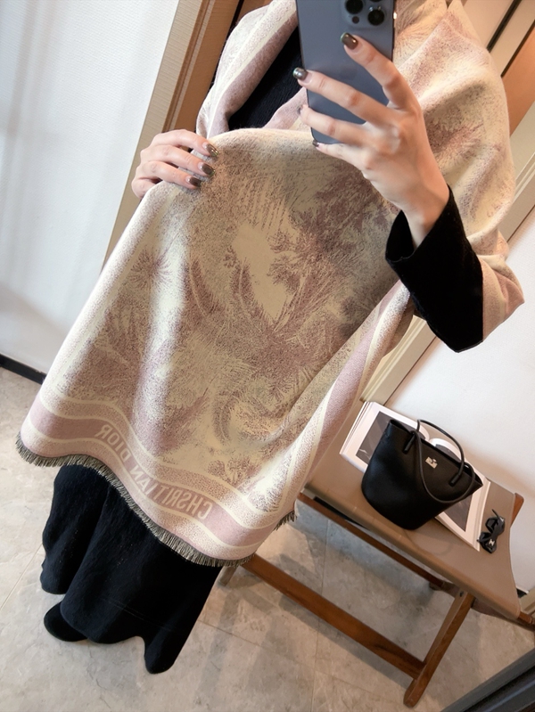 ブランドマフラー着用イメージ